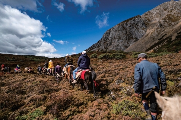 香格里拉——骑马穿越雪山冰湖